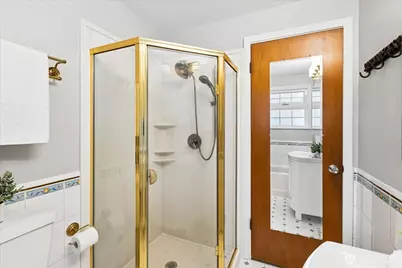 320 NW 202nd Street, Shoreline, WA 98177 - Photo 24