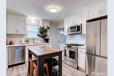 1626 39th Avenue E, Seattle, WA 98112 - Photo 14
