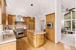 13717 46th Ave W, Edmonds, WA 98026 - Photo 6