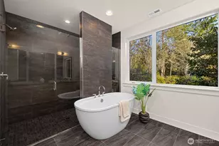 7010 NE 134th St, Kirkland, WA 98034 - Photo 18