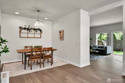 25052 SE 43rd Way, Sammamish, WA 98029 - Photo 8