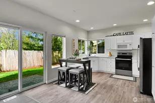 25052 SE 43rd Way, Sammamish, WA 98029 - Photo 14
