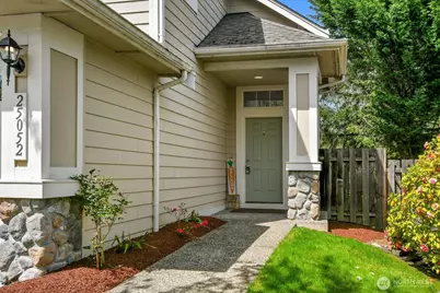 25052 SE 43rd Way, Sammamish, WA 98029 - Photo 2