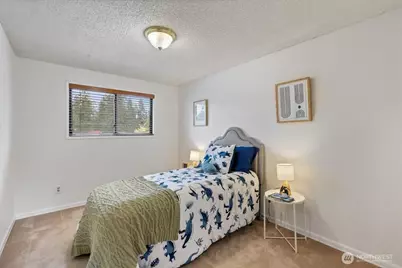 7918 W Glen Drive, Everett, WA 98203 - Photo 12