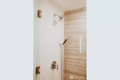 2510 6th Ave #2007, Seattle, WA 98121 - Photo 12