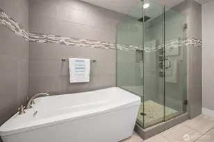 814 23rd Ave E, Seattle, WA 98112 - Photo 20