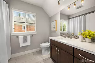 814 23rd Ave E, Seattle, WA 98112 - Photo 22