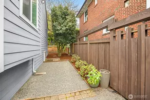 814 23rd Ave E, Seattle, WA 98112 - Photo 30