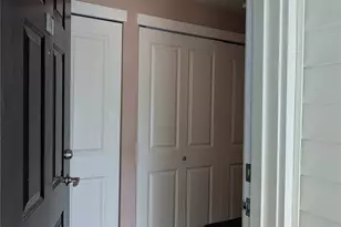 12404 E Gibson Rd, Everett, WA 98204 - Photo 2