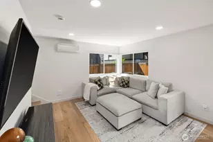 4028 5th Ave NE, Seattle, WA 98105 - Photo 18