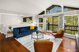 6700 81st Ave SE, Mercer Island, WA 98040 - Photo 2