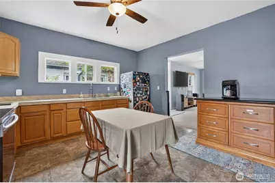 1203 W Main St, Centralia, WA 98531 - Photo 16