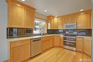 1148 Central Dr, Camano Island, WA 98282 - Photo 8