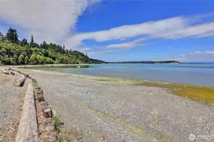 1148 Central Dr, Camano Island, WA 98282 - Photo 28