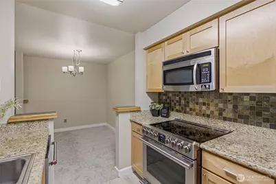 12303 Harbour Pointe Boulevard #W204, Mukilteo, WA 98275 - Photo 10