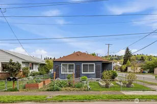 544 Whitworth Ave S, Renton, WA 98057 - Photo 2