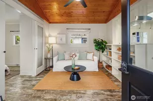 2818 Boyer Ave E, Seattle, WA 98102 - Photo 8