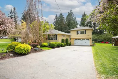 1943 Lake Crest Drive, Bellingham, WA 98229 - Photo 2