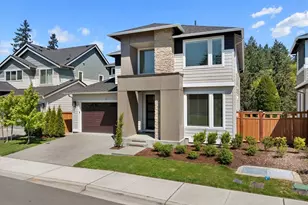 8586 121st Pl SE, Newcastle, WA 98056 - Photo 4