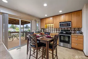 1902 E 60th St, Tacoma, WA 98404 - Photo 12