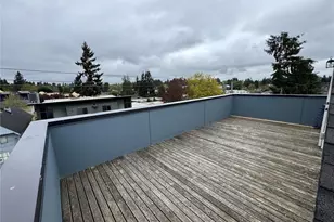 919 N 103rd St, Seattle, WA 98133 - Photo 2