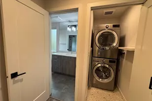 919 N 103rd St, Seattle, WA 98133 - Photo 12