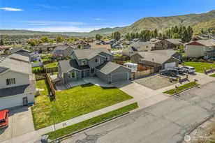 1631 Fuller St, Wenatchee, WA 98801 - Photo 2