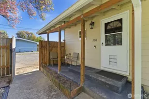 2016 42nd Ave, Longview, WA 98632 - Photo 4