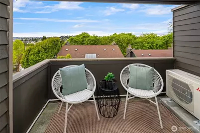 2616 4th Avenue N #405, Seattle, WA 98109 - Photo 10