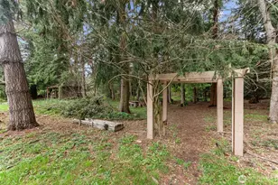 12921 208th Ave Ct E, Bonney Lake, WA 98391 - Photo 32