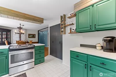 12921 208th Avenue Ct E, Bonney Lake, WA 98391 - Photo 14