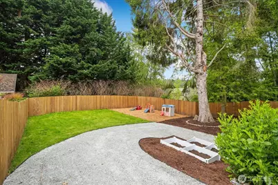 4037 NE 109th Street, Seattle, WA 98125 - Photo 34