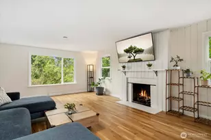 4037 NE 109th St, Seattle, WA 98125 - Photo 4