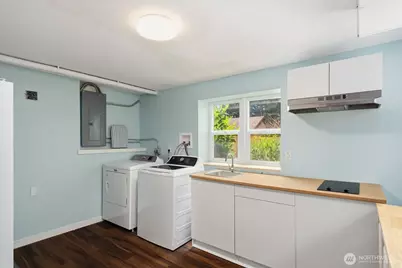 4037 NE 109th Street, Seattle, WA 98125 - Photo 18