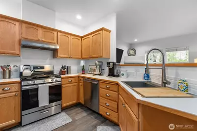 10617 NE Kingston Meadows Circle, Kingston, WA 98346 - Photo 4