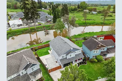 1826 Island Drive, Longview, WA 98632 - Photo 2
