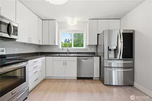 10209 A St S, Tacoma, WA 98444 - Photo 8
