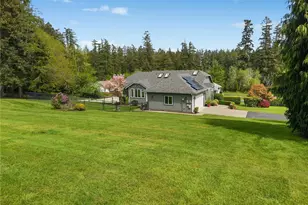 8434 Baird Rd NE, Olympia, WA 98516 - Photo 2