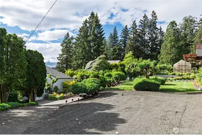 4610 Marine View Place, Bremerton, WA 98312 - Photo 36