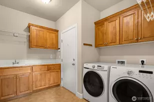 3021 278th Ct SE, Sammamish, WA 98075 - Photo 22