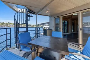 11 E Allison St, Seattle, WA 98102 - Photo 24