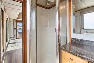 11 E Allison St, Seattle, WA 98102 - Photo 20