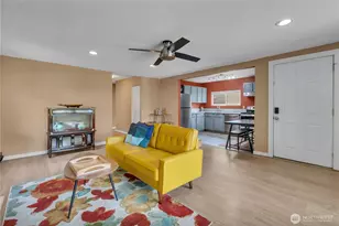 2307 SW Myrtle St, Seattle, WA 98106 - Photo 6