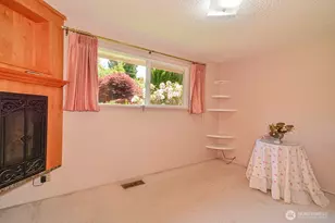 13709 39th Ave NE, Seattle, WA 98125 - Photo 10
