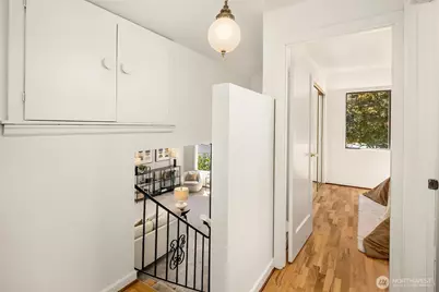 10208 23rd Avenue NE, Seattle, WA 98125 - Photo 12