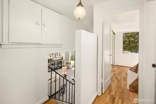 10208 23rd Ave NE, Seattle, WA 98125 - Photo 12