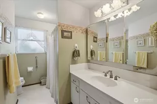 911 12th Ave N, Edmonds, WA 98020 - Photo 24