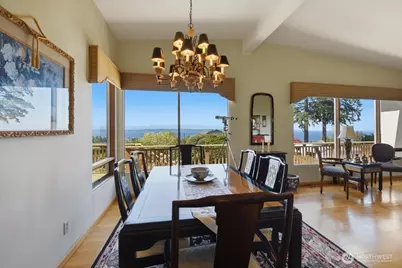 911 12th Avenue N, Edmonds, WA 98020 - Photo 10