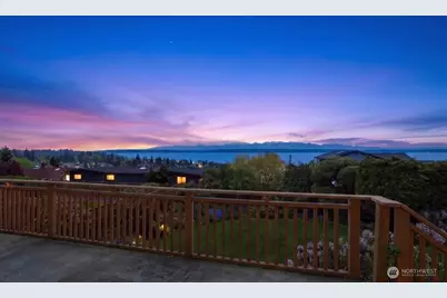 911 12th Avenue N, Edmonds, WA 98020 - Photo 40