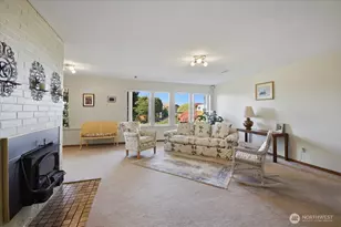 911 12th Ave N, Edmonds, WA 98020 - Photo 26